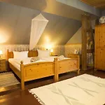Hotel Kolonieschaenke Бург