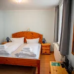 Отель Hotel Kolonieschaenke 4*