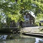 Hotel Kolonieschaenke Отель 4*