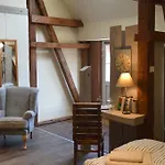 Hotel Kolonieschaenke Бург